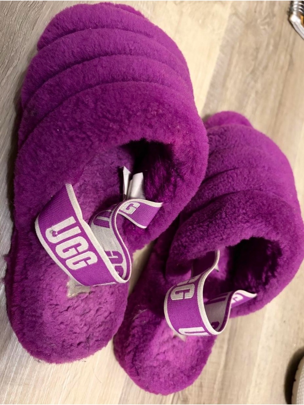 UGG Women's Purple Fluff Slide Slippers